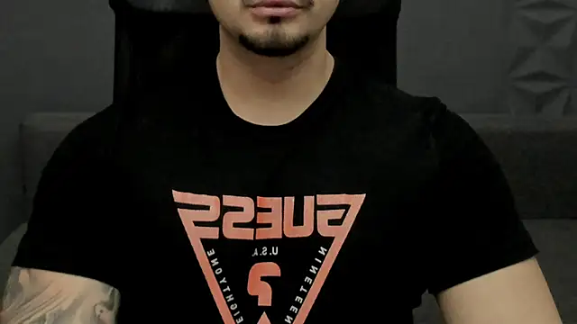 TonyWilcox live sex cam