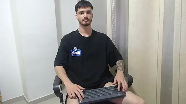 Aleex_Miller live sex cam