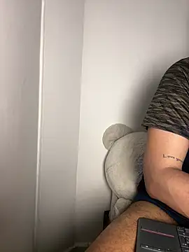 Henry_villa23 live sex cam