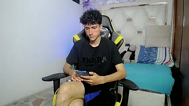 johnny_cagee live sex cam