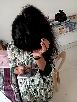 Nidhi-cam live sex cam