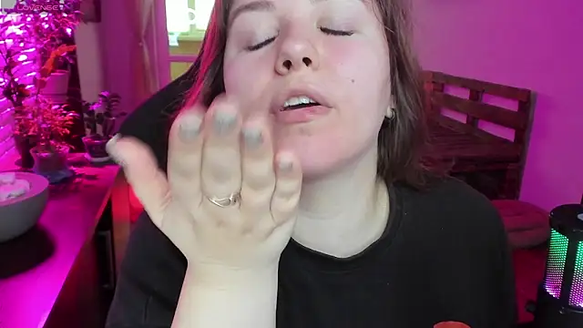 XNirvanaX live sex cam