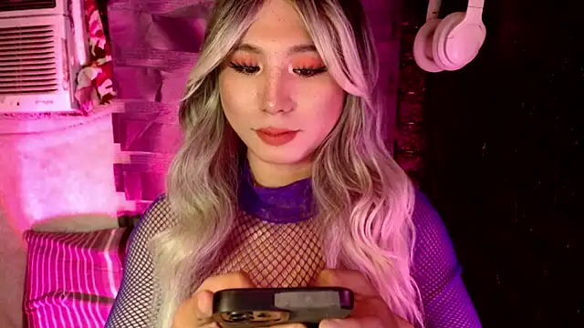 HoresCOCKLUCY live sex cam