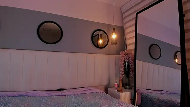 alice_lodge's cam snapshot