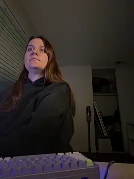 esmebloom's cam snapshot