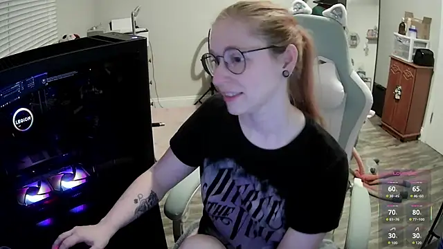 LilyFoxxx's cam snapshot