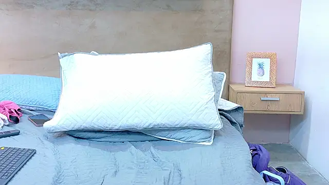 Tessa_Stone's cam snapshot