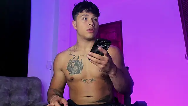 Dominic_Biker__ live sex cam