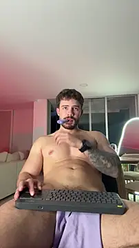 Valenthino_Salvatore live sex cam