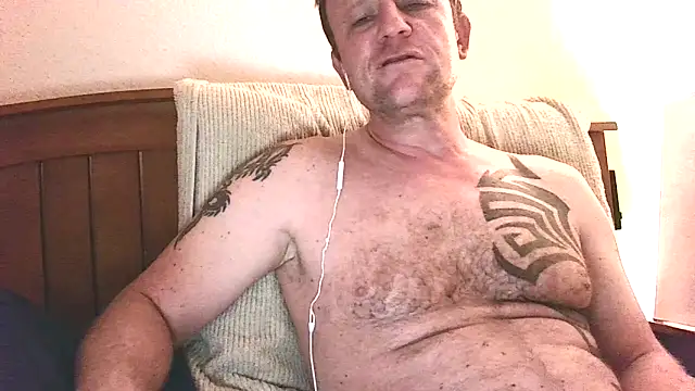 Yournaughty live sex cam