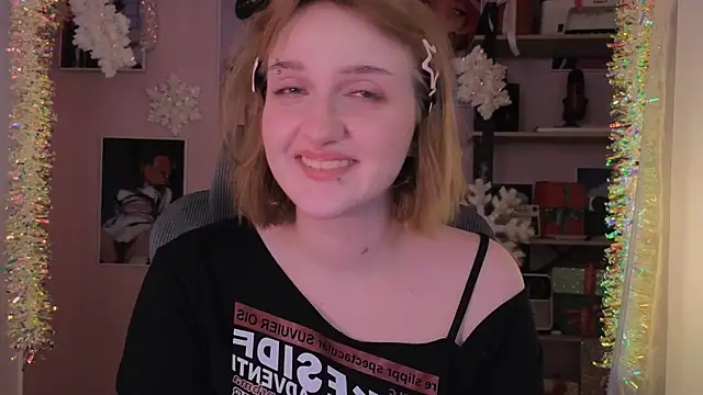 ELLIEJAY live sex cam