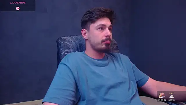 EnzoRace live sex cam