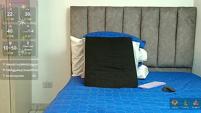 karina_lewis_'s cam snapshot