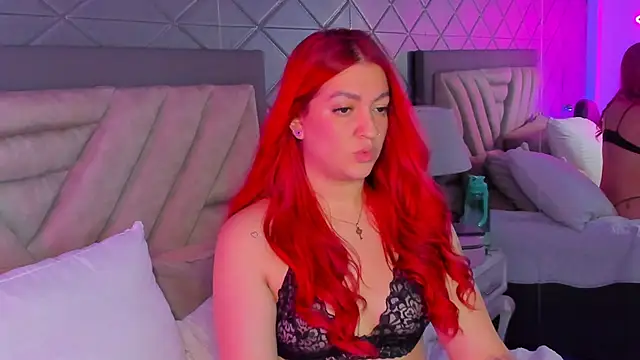 Ariianna_Cooper's cam snapshot