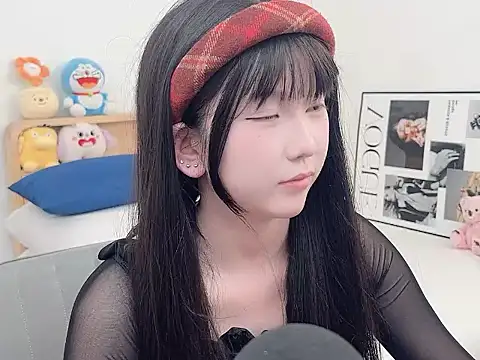 lnua-lnua's cam snapshot