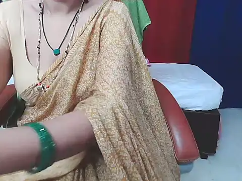 sunitha-3's cam snapshot