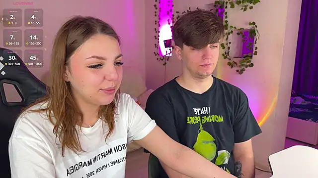 RobertAndLinela live sex cam