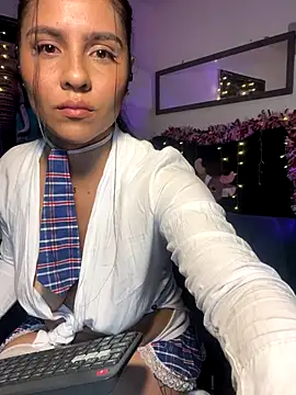 alisaa_jhons1's cam snapshot