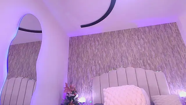 raven_lilith_'s cam snapshot