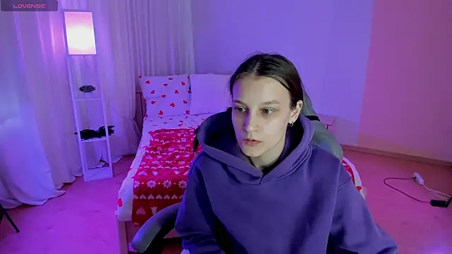 KrisDoeil's cam snapshot