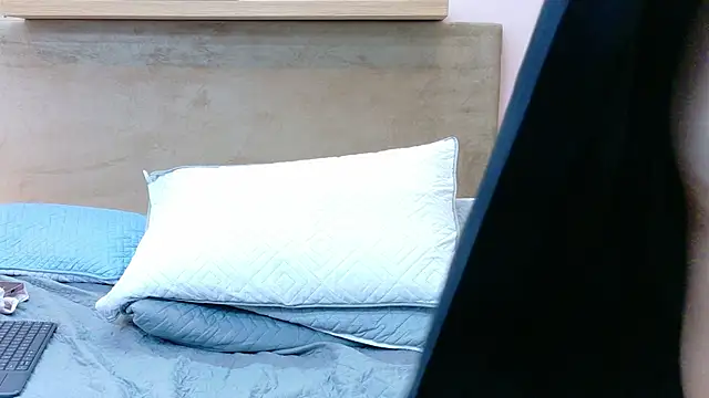 Tessa_Stone's cam snapshot