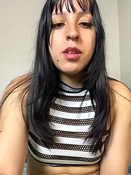 Chanelsexyy live sex cam