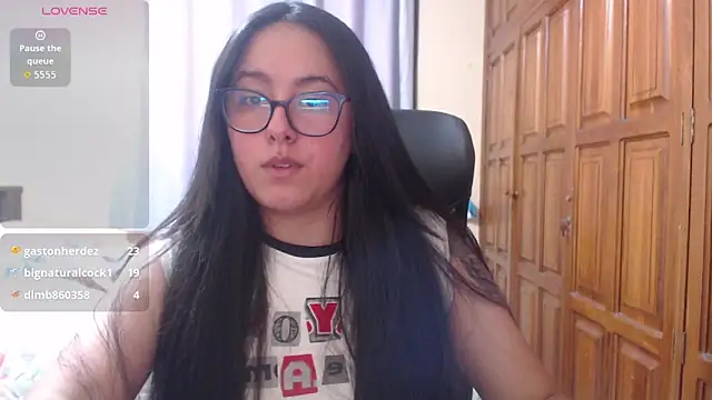 Venus_cat_ live sex cam