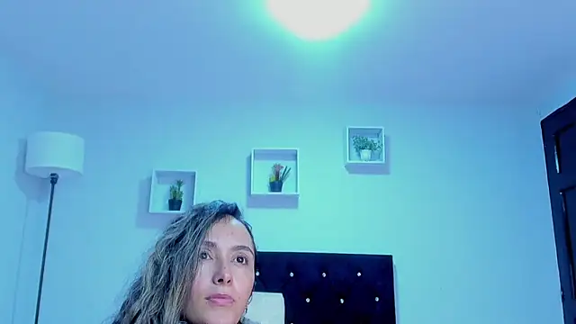 Victoria_Rose_'s cam snapshot