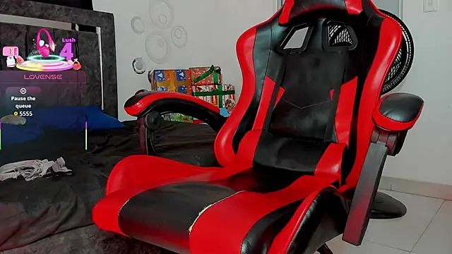 Nicol_TransGirl live sex cam