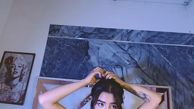 tael_novacs's cam snapshot