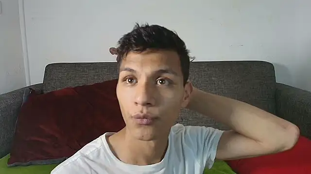 Dylan_dirtyboy's cam snapshot