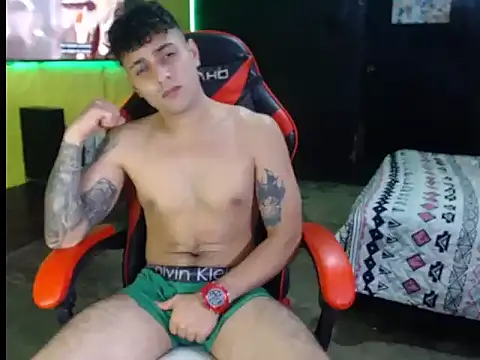 JustynAle2025's cam snapshot