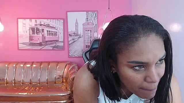 kamala_a's cam snapshot