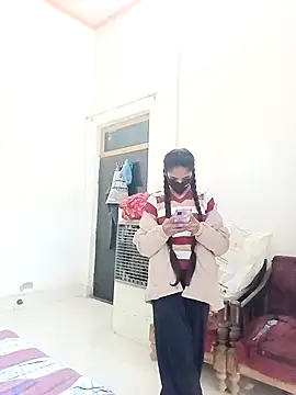 Riya_917's cam snapshot