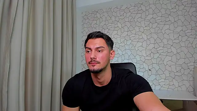 ClintMasters live sex cam