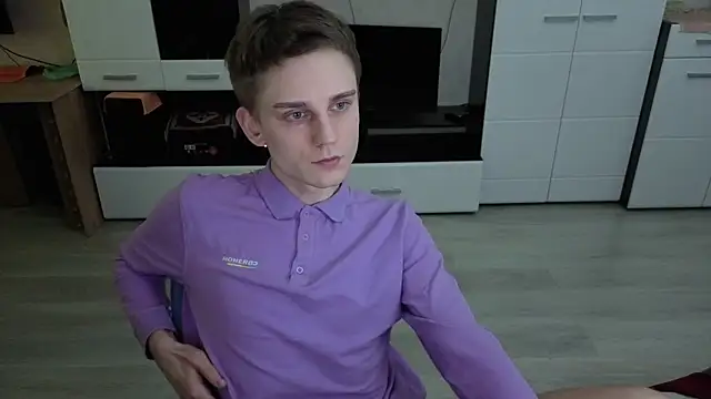 angryzan live sex cam