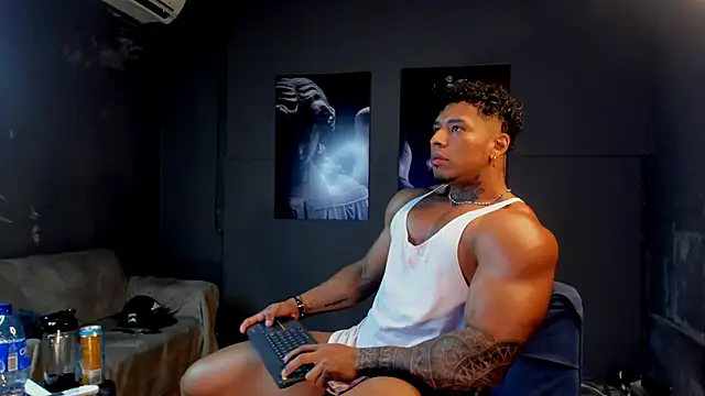 bradley_smith live sex cam