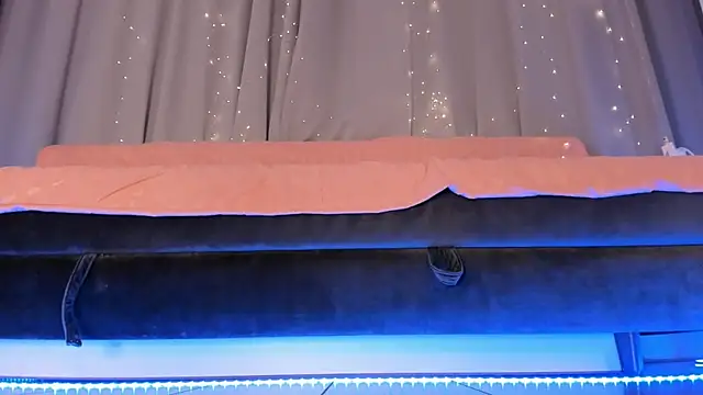 tinki_winkii live sex cam