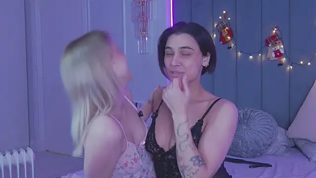 CaitlinSugar live sex cam