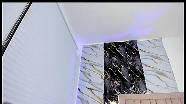 scarlet_darling26's cam snapshot