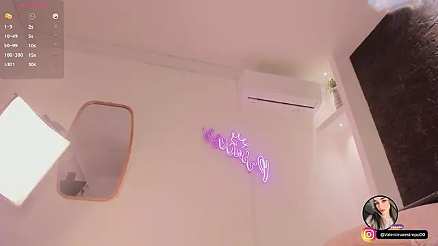 EmilyAllen_1 live sex cam