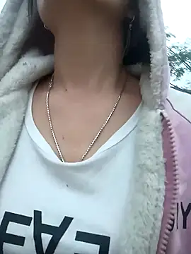 nangmo's cam snapshot