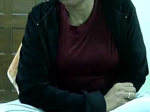 CHAMELI4747's cam snapshot