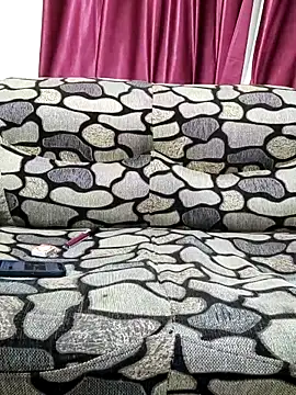 Its_me_Skyy's cam snapshot