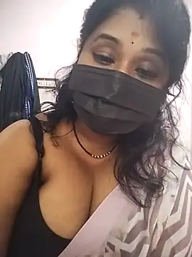 chaitara-reddy's cam snapshot