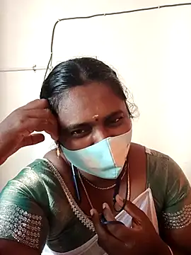 Tamil_Ranjini's cam snapshot