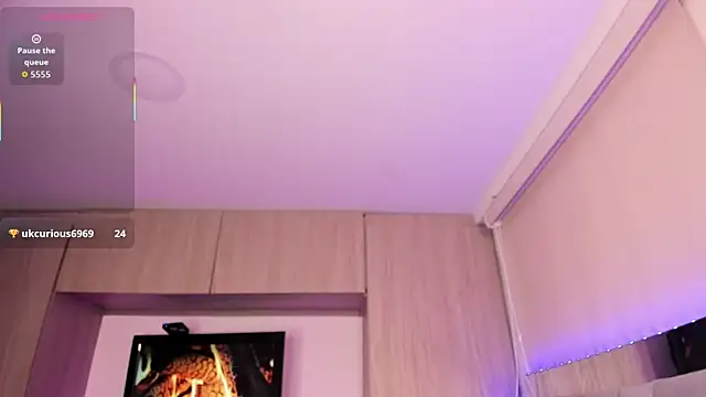 Sophie_whitexxx live sex cam