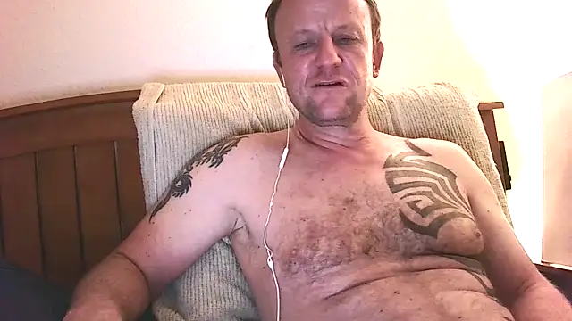 Yournaughty's cam snapshot