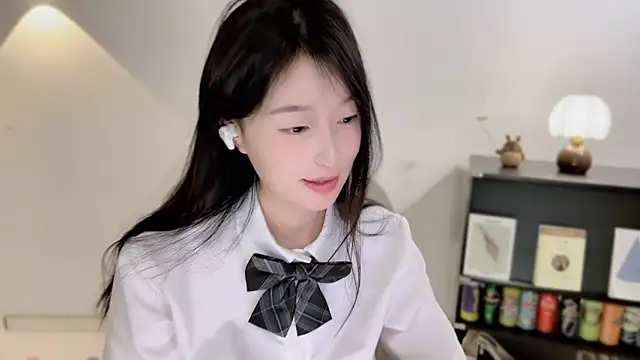 Onechestnut live sex cam