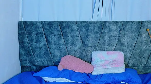 NanyMatrioska live sex cam